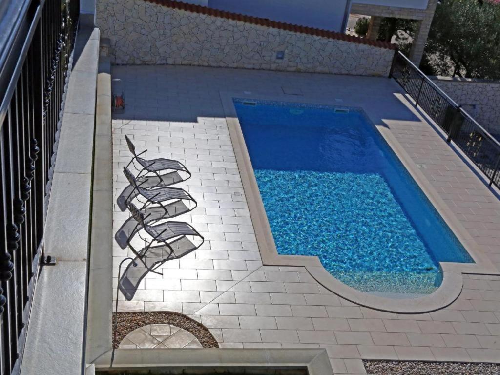 Lovely Apartment With Beautiful Pool Primosten Luaran gambar