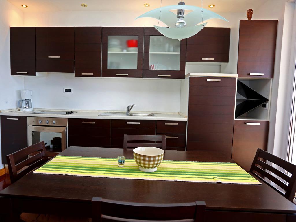 Lovely Apartment With Beautiful Pool Primosten Luaran gambar